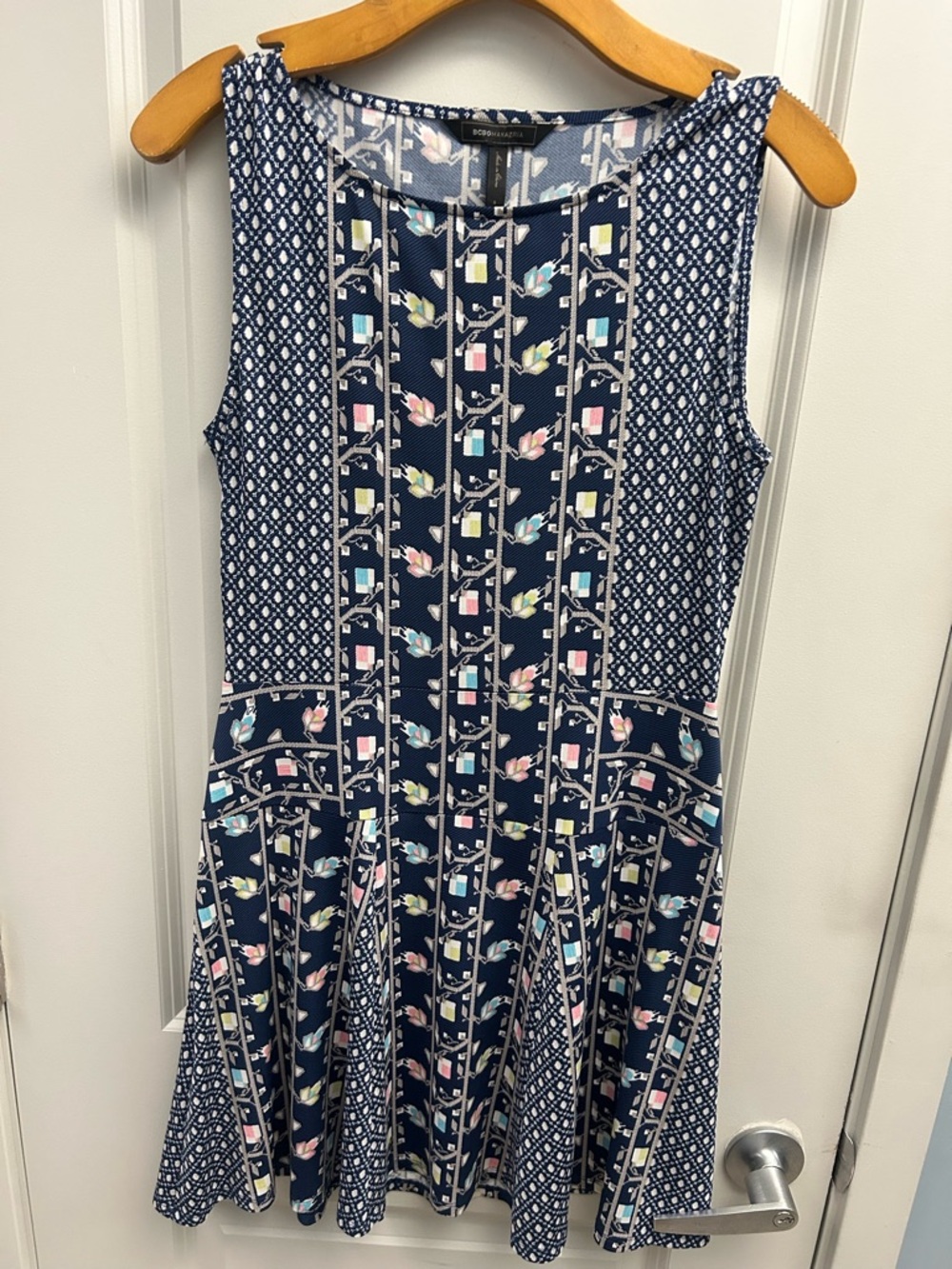 BCBGMaxAzria Women’s Blue Printed Geometric Print Dress, Size S